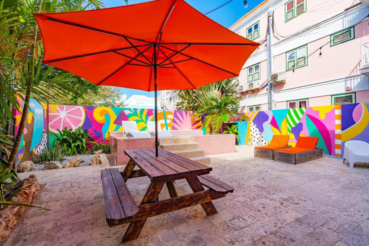 Wynwood Boutique Hotel Willemstad Bagian luar foto
